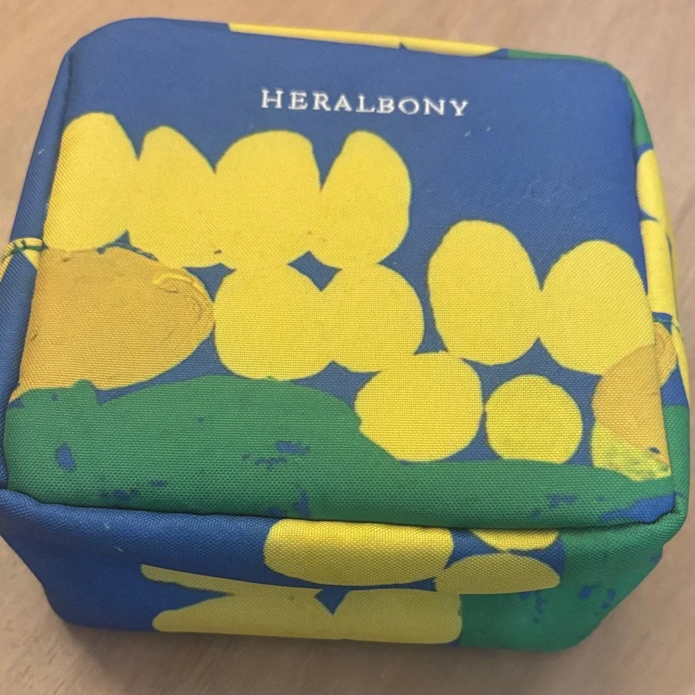 Blue and Yellow Makeup Organizer